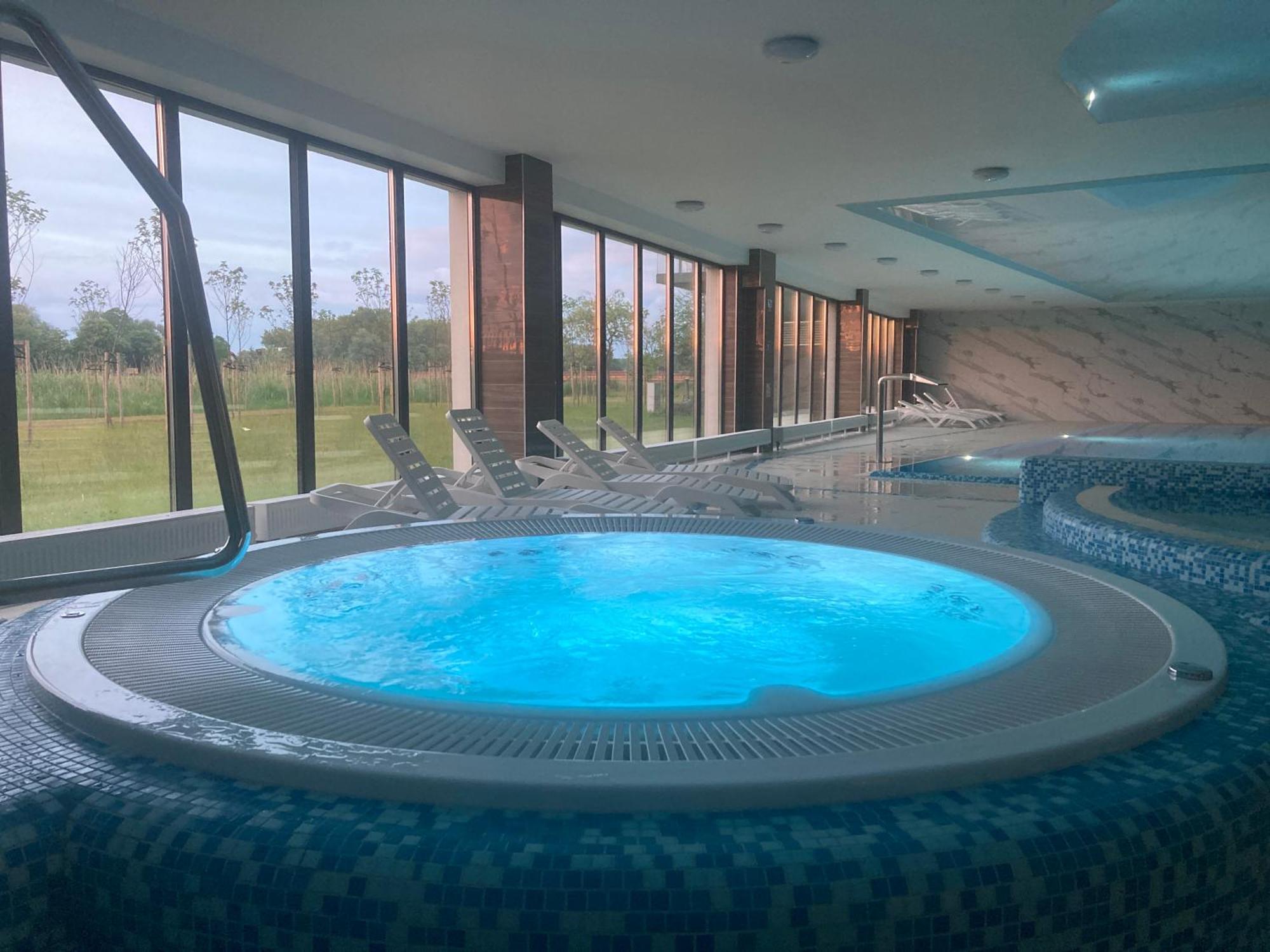 Apartament Coffee-Cream - Relaks - Sauna I Basen Dziwnow Luaran gambar